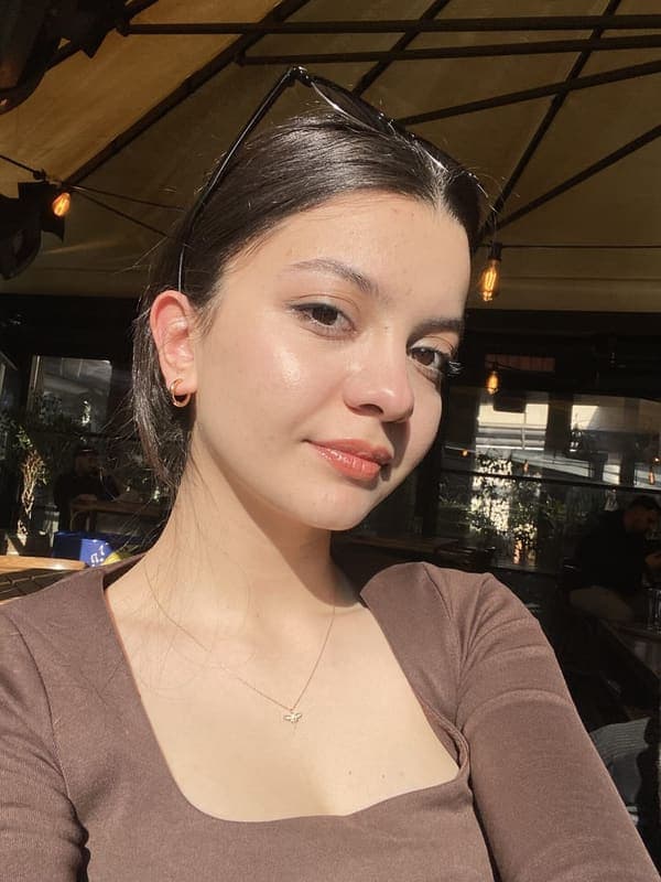Photo of Zeynep Sunay